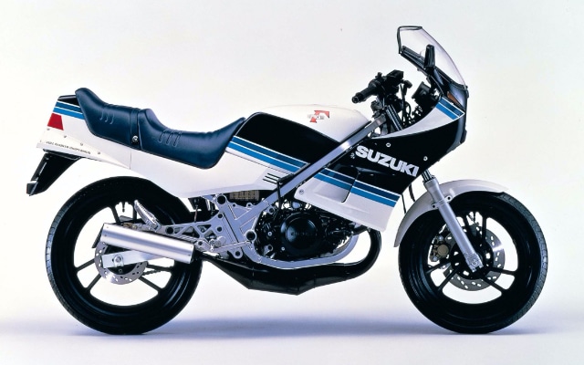 1983_suzuki_RG250Γ